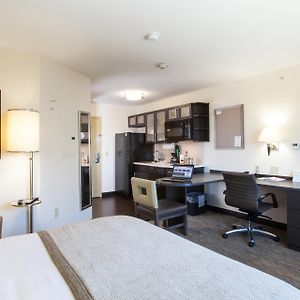Studio Queen Suite Non-Smoking